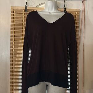 rag & bone Women's V-Neck Sweater in Derp Burgundy  and Black XXS